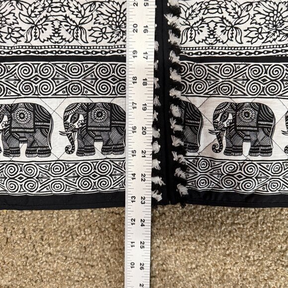 Ruby Rd. Quilted Jacket Womens 8 Black White Elephant Boho Paisley Print Cotton - Picture 7 of 12